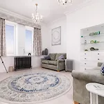 Apartamento No 8 Metropole Towers, Stunning Sea Views! Whitby